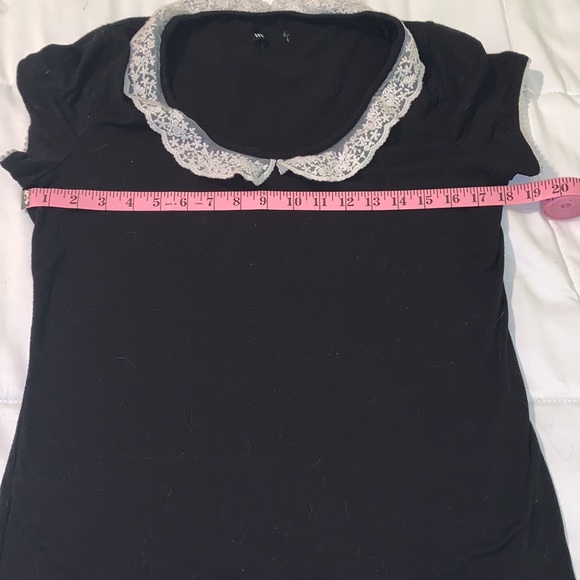🖤 Hot Topic lace collared top in great preloved condition! 🖤 - Picture 5 of 6